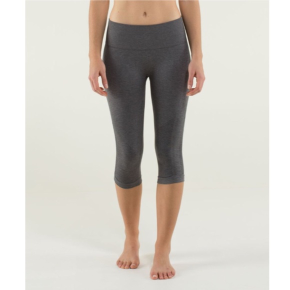 LULULEMON In The Flow Crop II Heathered Soot Light Leggings Size 6 - Picture 1 of 15